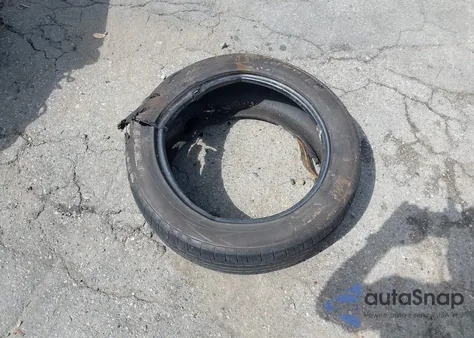 2019 Toyota Prius Le z USA, uszkodzony, nr VIN JTDKARFU6K3094973